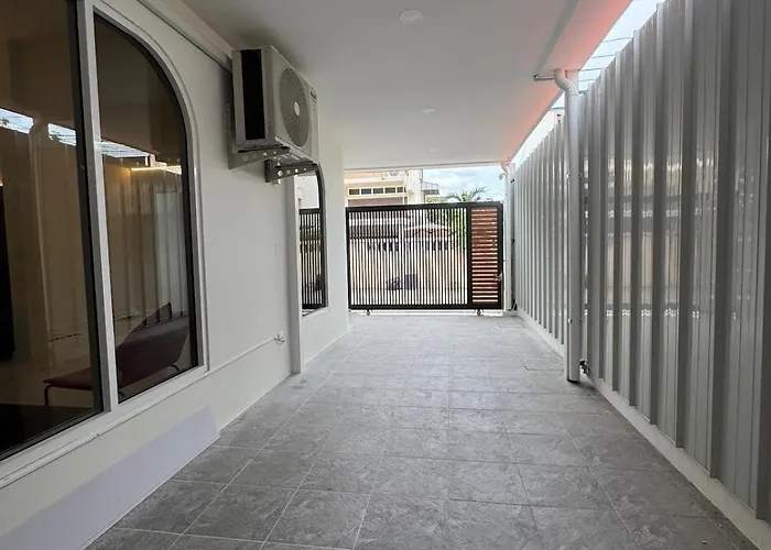Baanchan House And At Ramkhamhaeng Hébergement de vacances